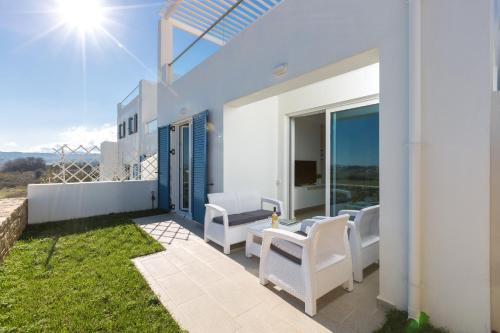 Triton Sea View Villa 
