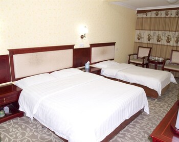 Mingzhu Hotel Guestroom