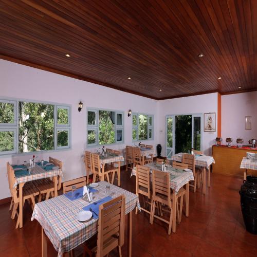 Dew Drops Farm Resorts 