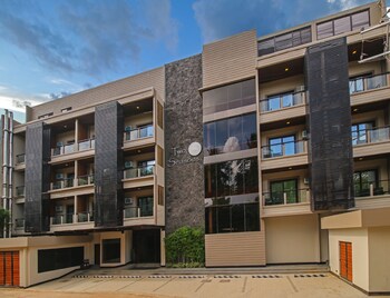Two Seasons Coron Bayside Hotel (توو سیزنس كورون بیسید هتل) Hotel Front