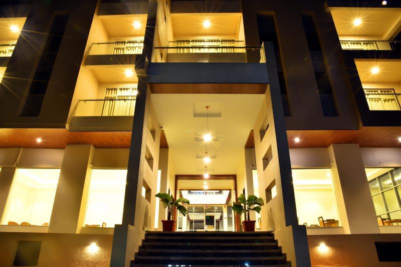 Hotel Sadhana Executive Dapoli 