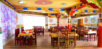 Hotel Antelope Tm Restaurant