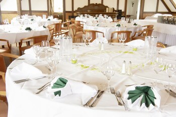 Hotel Restaurant Zur Linde Dining