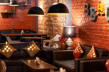 Nirvana Lodge & Lounge Mussoorie Cafe