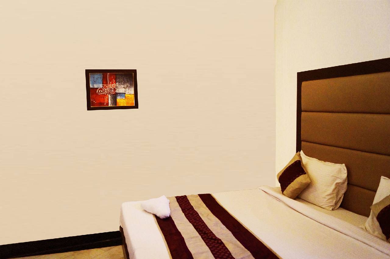 Optimum Sheela Inn @ Taj 