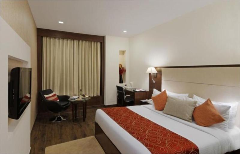 Clarks Inn Gurgaon Room