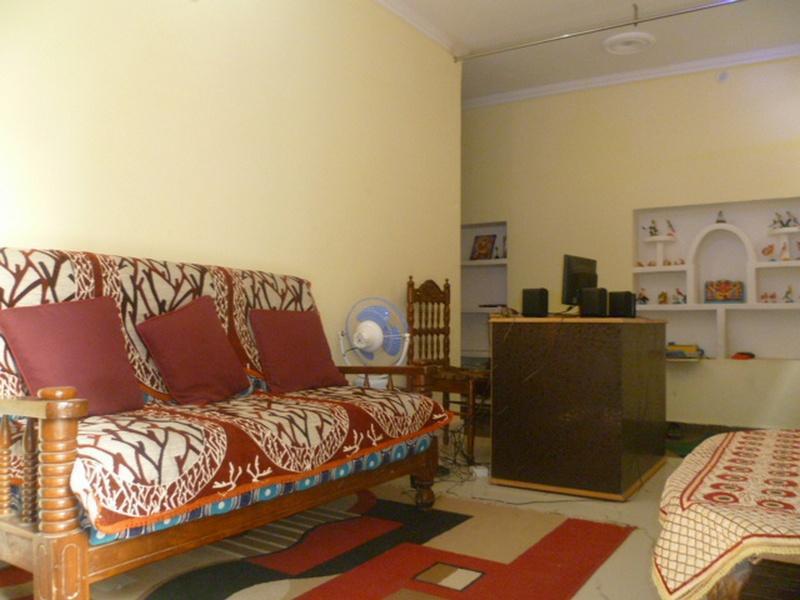 Sanskriti Paying Guest House 