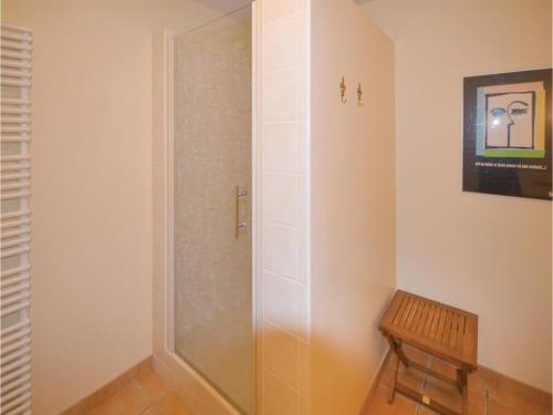 Four Bedroom Holiday Home In Carros 