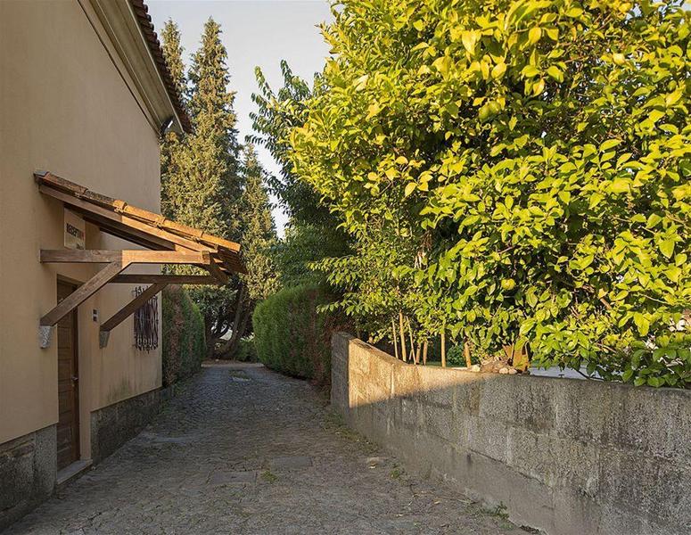 Stone Farm Hostel (استون فارم هاستل) General view