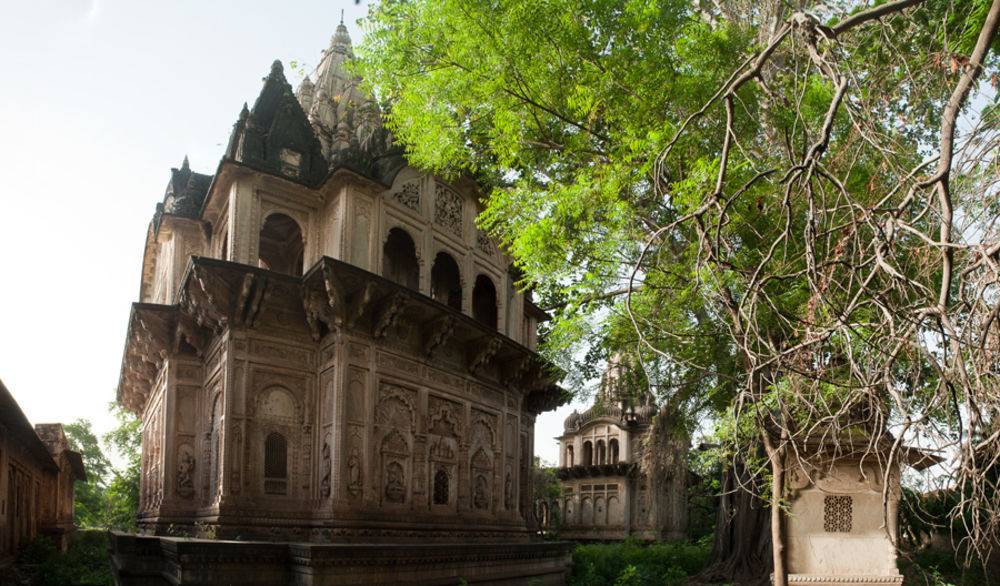 Neemrana's Deo Bagh Property Grounds