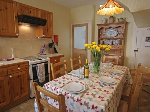 8 Church Street Salcombe 