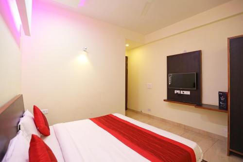 Oyo 10889 Hotel Green Residency 