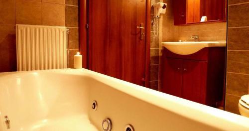 Paliokastro Guesthouse 