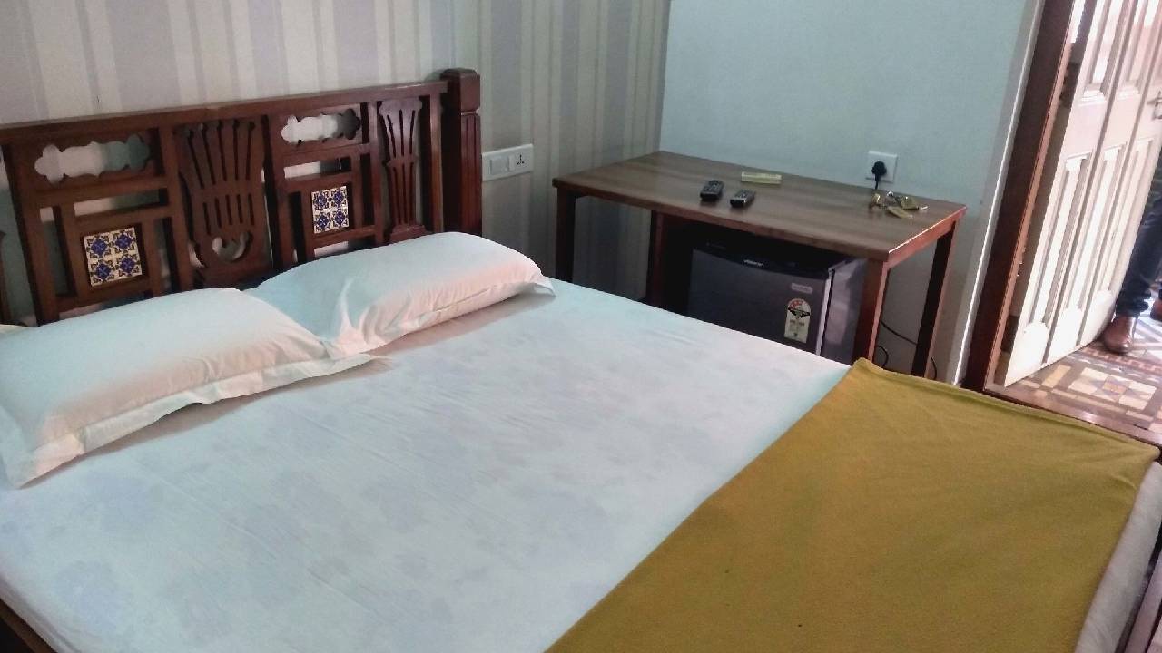 Carlton Hotel 