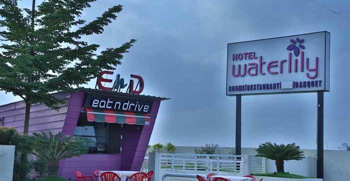 Hotel Waterlily Indore 