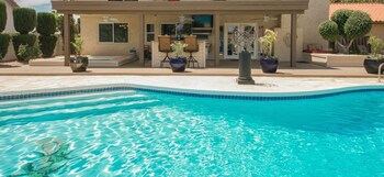 Luxurious 6br 7min To Las Vegas Strip Outdoor Pool