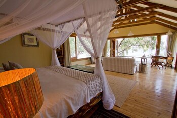 Tongabezi Lodge Bathroom