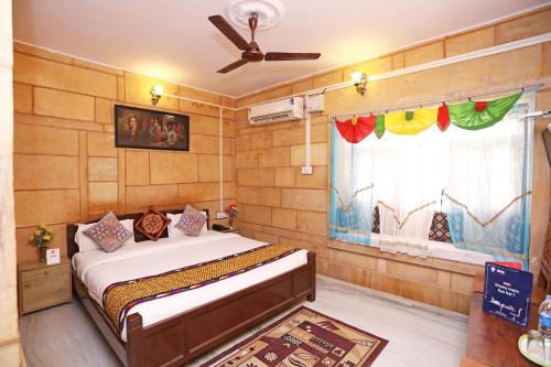 Oyo 7426 Hotel Classic Inn 