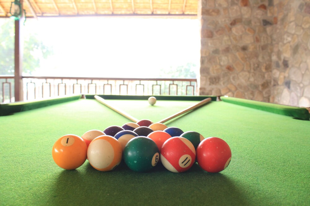 Iris Resort And Spa Game Room