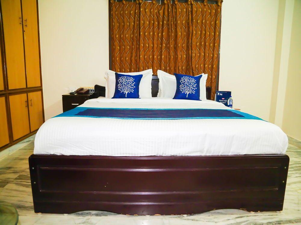 Oyo 7141 Ss Guest House 