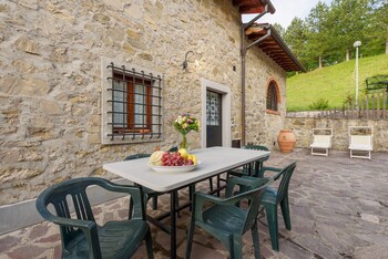 Agriturismo Casa Passerini A Firenze Terrace/Patio