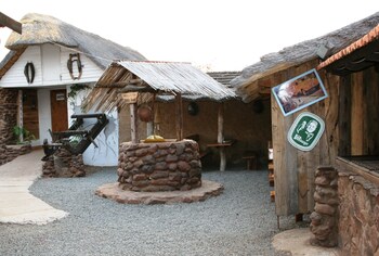 Nona Lodge Exterior detail