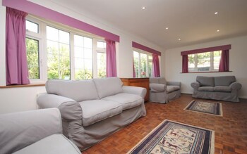 Still Waters Emsworth 205652 Living Room