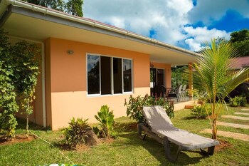 Alha Villa Exterior