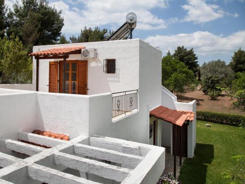 Eretria Park Studios 