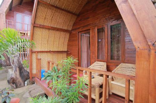 The Golden Ave Bungalow ( گولدن آو بونگالوو) 