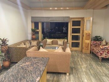 The Dagshai Manor Lobby Sitting Area