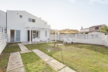 Calasetta Residence (كالاستا رزیدنس) Hotel Front