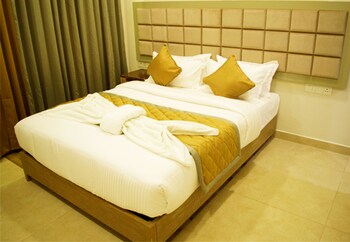 Rangers Hotel Guestroom
