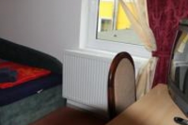 Hotel Garni Am Überseehafen Rostock (هتل گارنی آم Üبرسیهافن روستوک) 