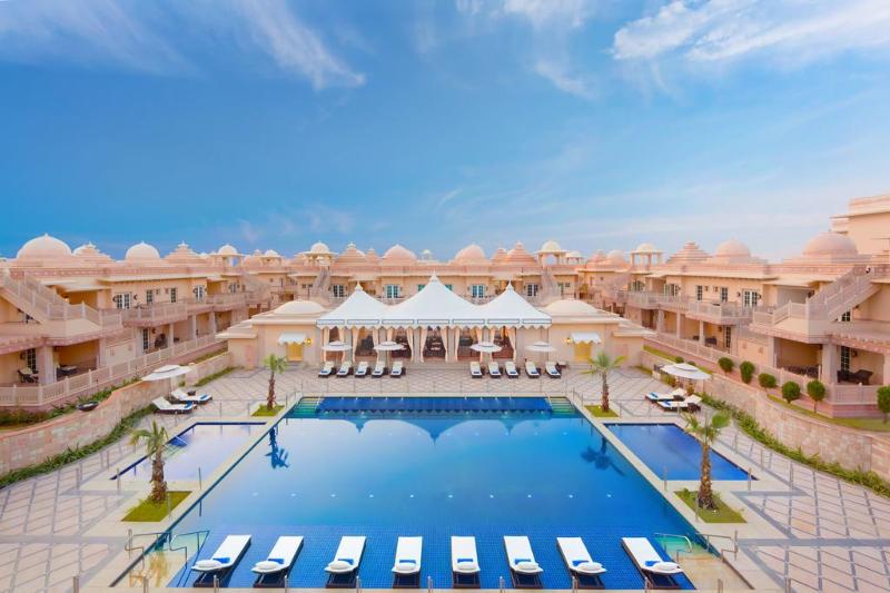 Itc Grand Bharat Gurgaon A Luxury Collection Retreat. Pool
