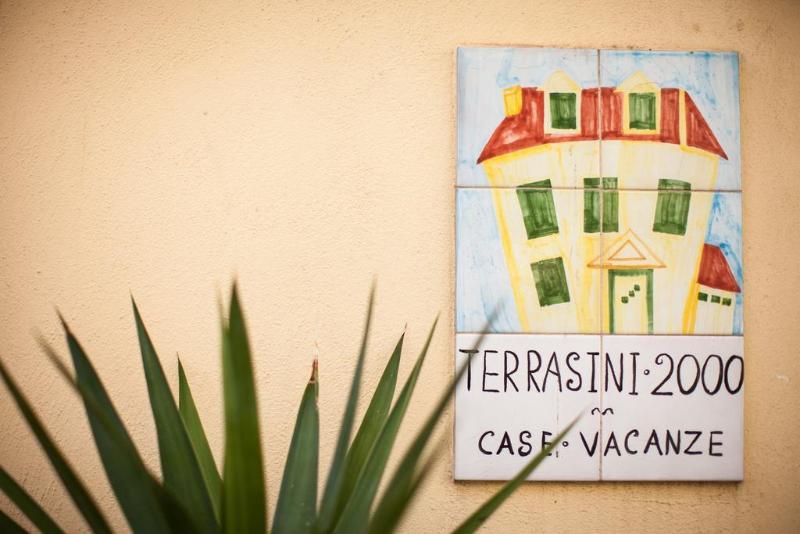 Terrasini 2000 Case Vacanze (تراسینی ۲۰۰۰ كاس واكانز) General view
