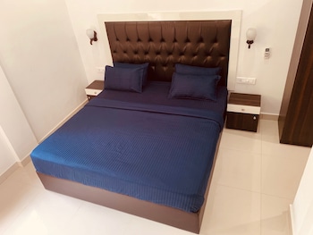 Swati Hotel Guestroom