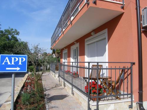 Apartments Nina 
