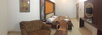 Hotel Midtown Guestroom