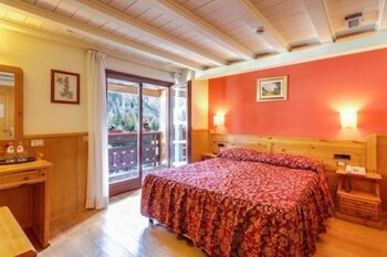 Hotel Splendid (هتل اسپلندید) Guestroom