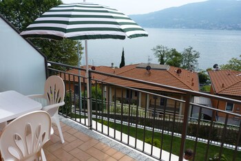 Nina & Berto Lake View