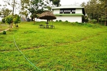 Punarjani Ayurvedic Resorts (پونارجانی آیورودیك رسورتس) Property Grounds
