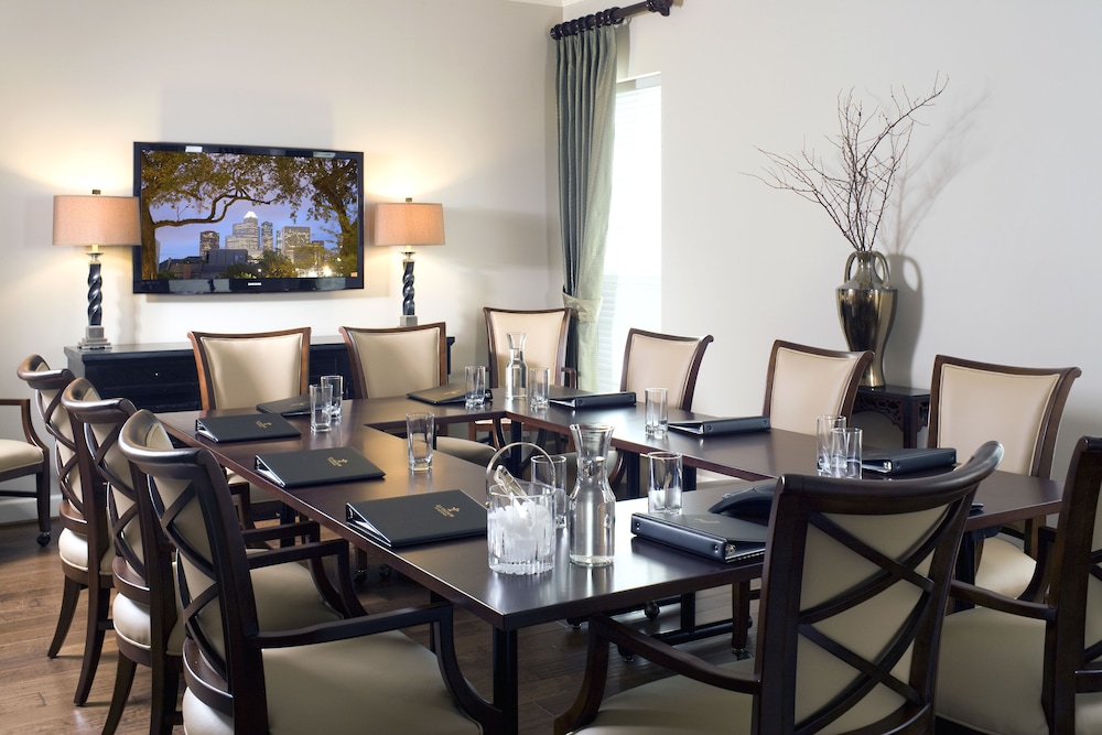 La Maison In Midtown An Urban Bed And Breakfast Meeting Facility