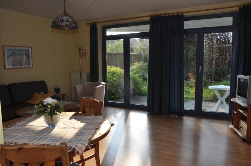 Paradies Ferien Burhave Kat. I (پارادیس فرین بورهاو كات. ای) 