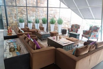 Mana Hotel 
