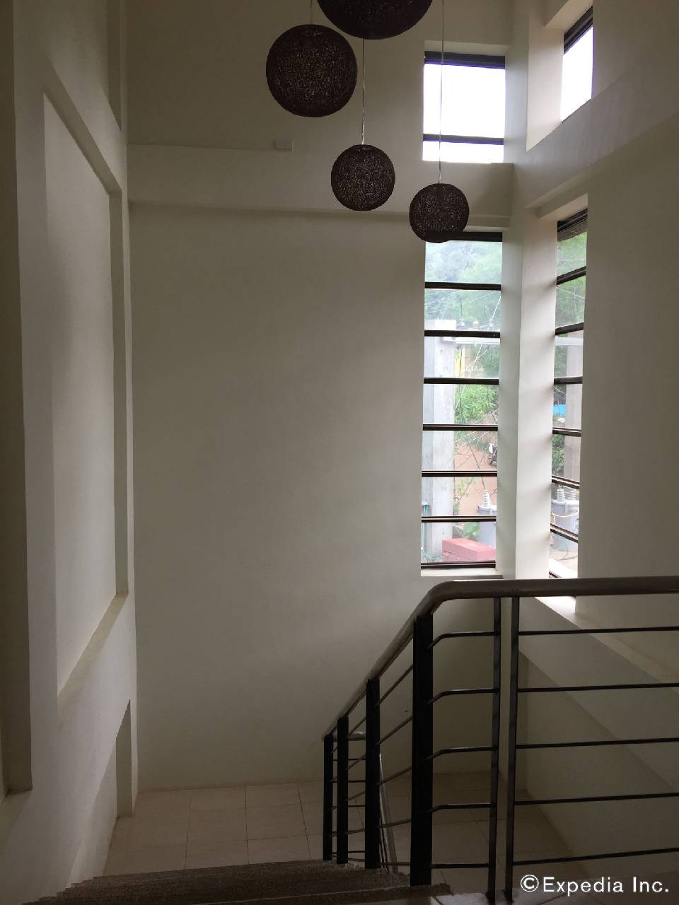 Coron Visitors Hotel 