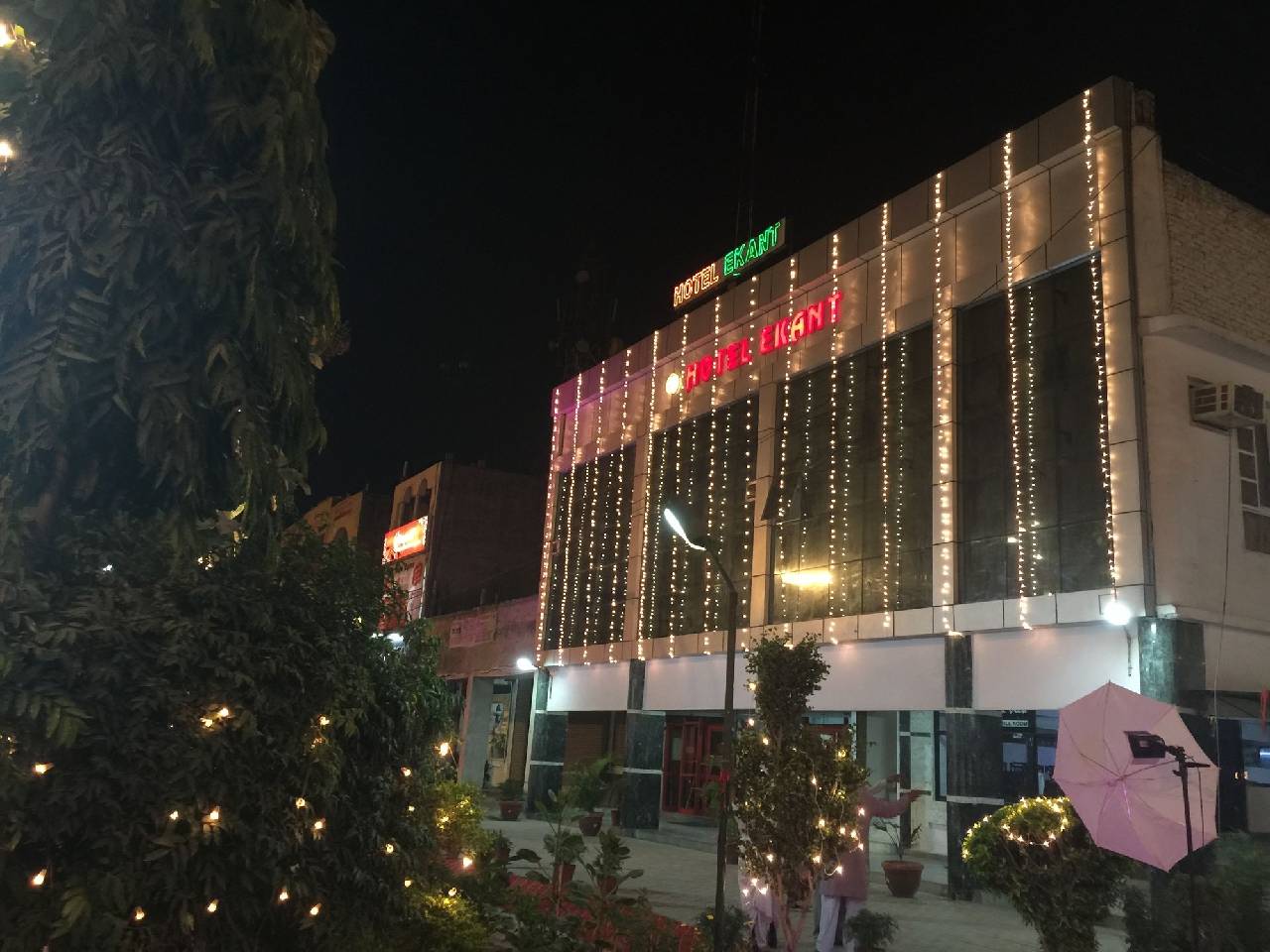 Hotel Ekant 