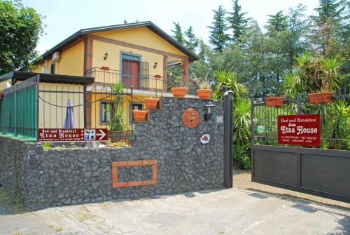 B&b Etna House 