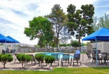 Las Vegas Rv Resort Outdoor Pool