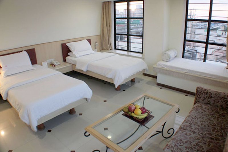 Hotel Godwin Room